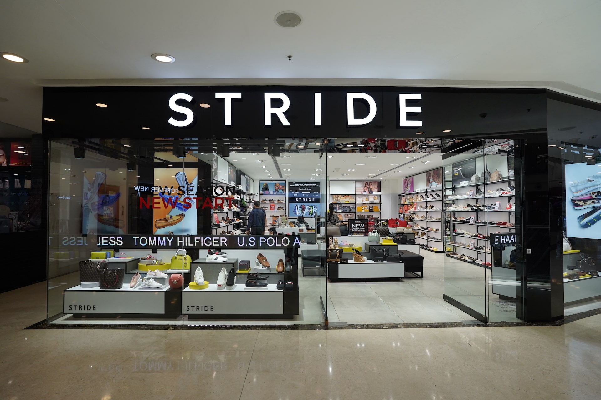 Stride DLF Mall of India