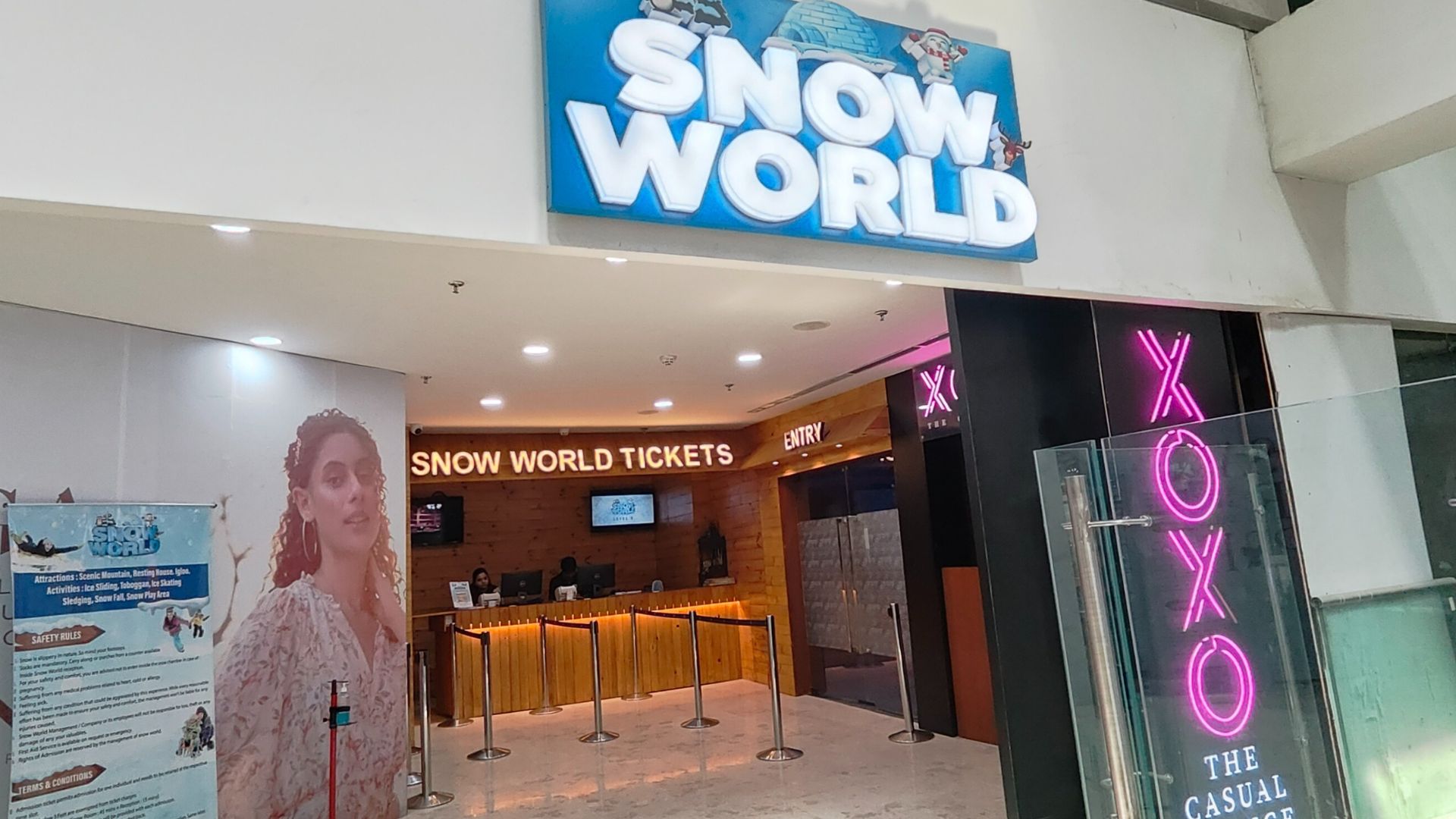 Snow World in Noida DLF Mall of India